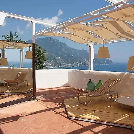 Sleeps 9 Pool Air Con Wifi * أمالفي