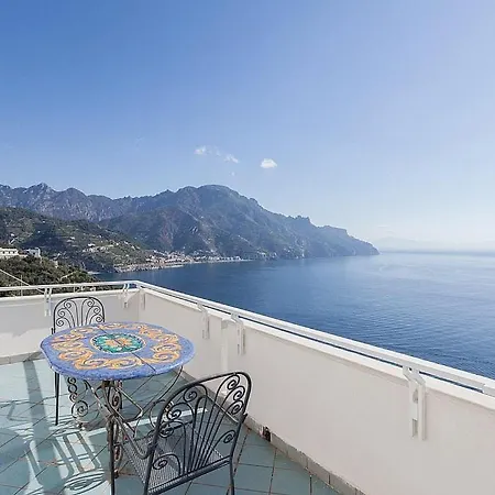 فيلة Sleeps 9 Pool Air Con Wifi أمالفي