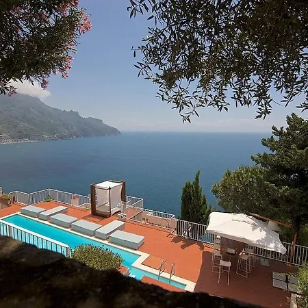 فيلة Sleeps 9 Pool Air Con Wifi أمالفي